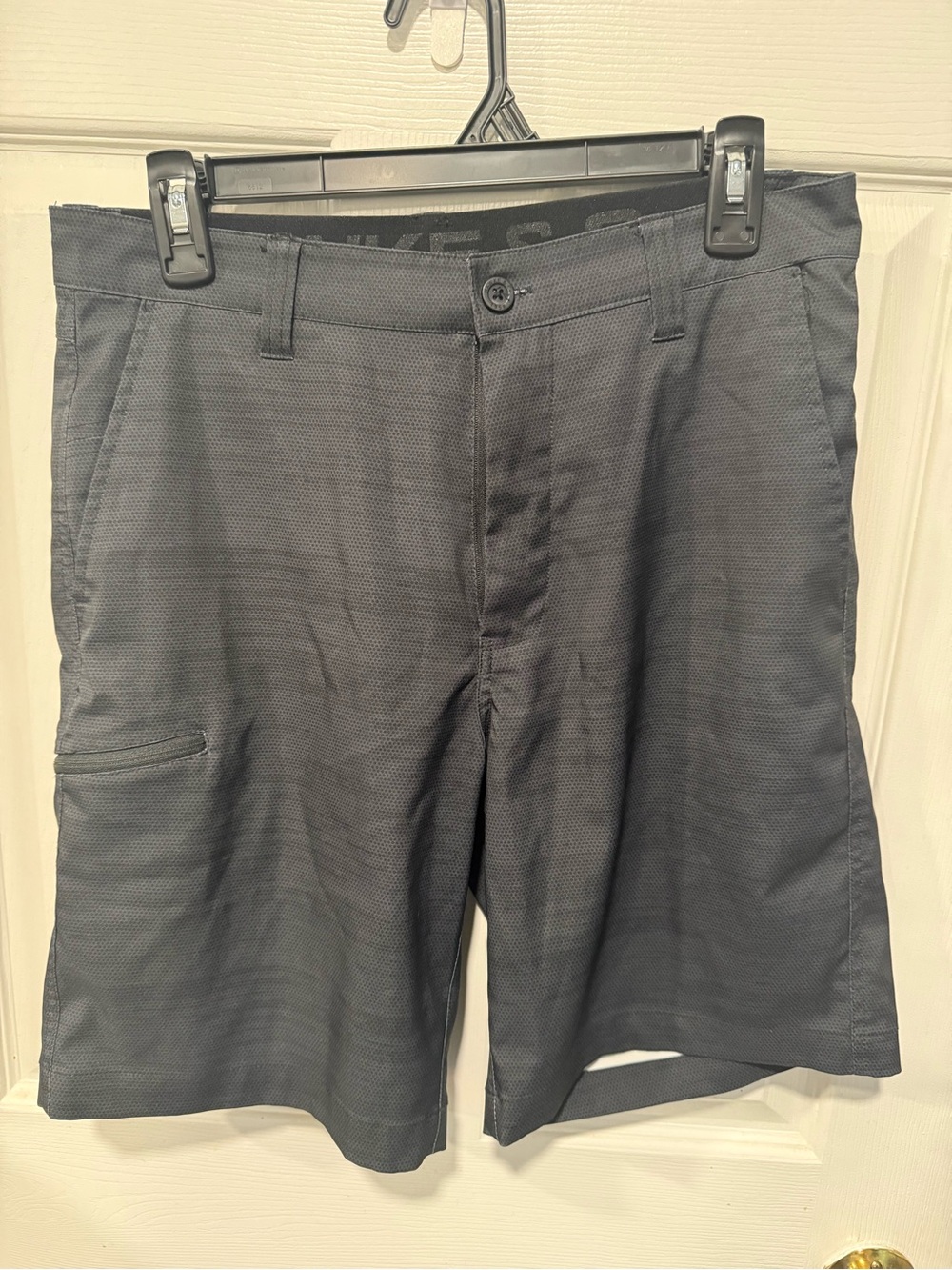 Hawke & Co men’s performance shorts in dark gray/charcoal, size 30W.